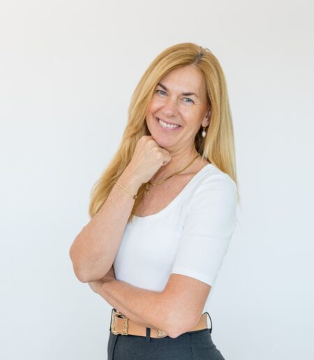Sarah Luckam – Sarah English